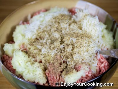 Meatballs in Milk Sauce: Step 5