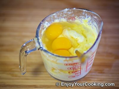 Pork Soup with Eggs: Step 12